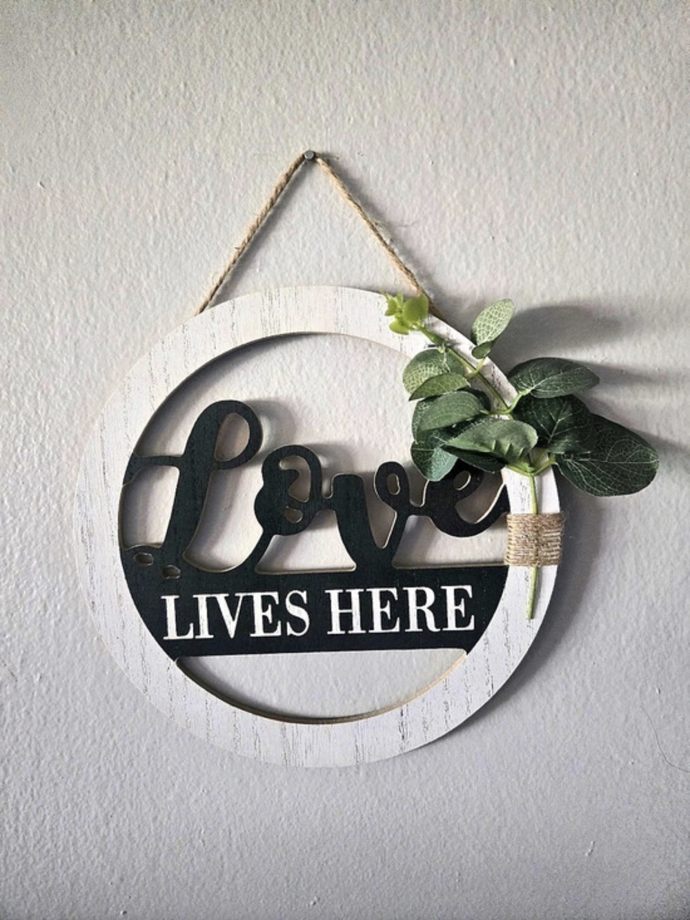 Greenbrier International Love Lives Here Reversible Round Wall Decor Wall Decor